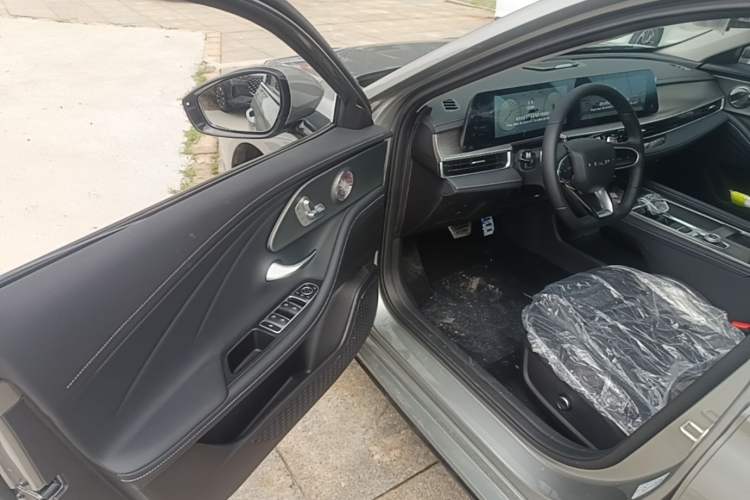Used Chery Arrizo 8 2025 2.0T DCT Sport Driver Seat
