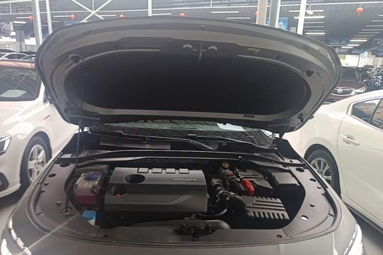 Used Chery Arrizo 8 2025 1.6T DCT Rui Engine Bay
