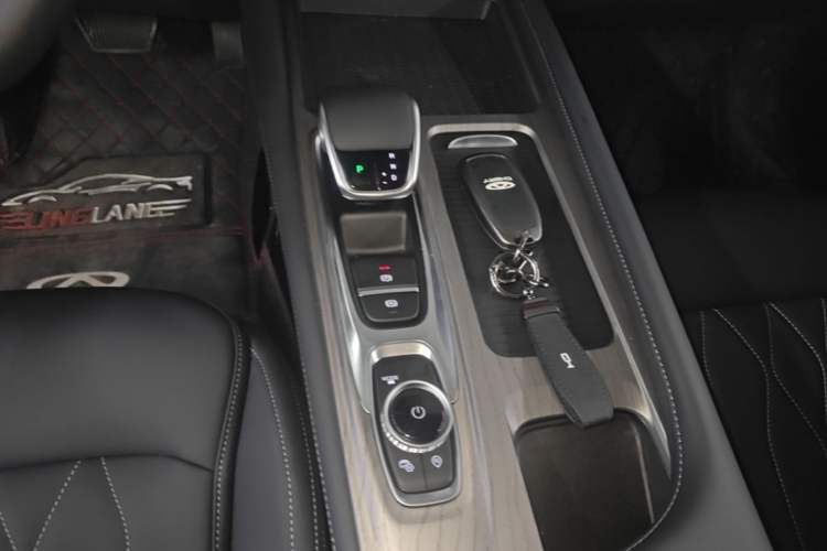 Used Chery Arrizo 8 2025 1.6T DCT Excellence Edition Gear Lever
