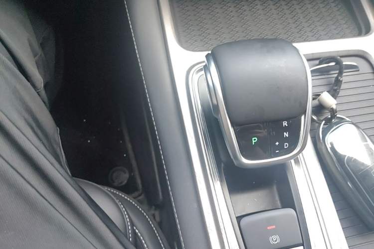 Used Chery Arrizo 8 2025 2.0T DCT Sport Gear Lever