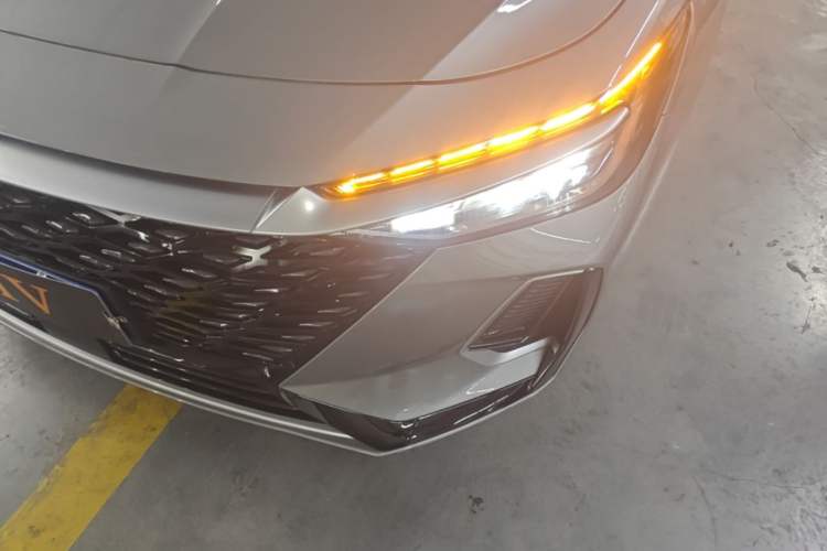 Used Chery Arrizo 8 2025 1.6T DCT Excellence Edition Left Front Headlight