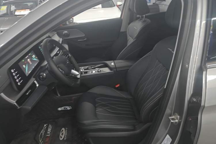 Used Chery Arrizo 8 2025 1.6T DCT Excellence Edition Left Front Seat