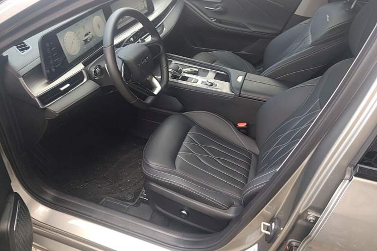 Used Chery Arrizo 8 2025 2.0T DCT Sport Left Front Seat