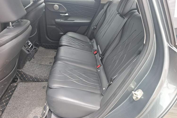 Used Chery Arrizo 8 2025 1.6T DCT Rui Left Rear Seat