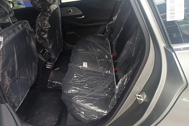 Used Chery Arrizo 8 2025 1.6T DCT Rui Left Rear Seat