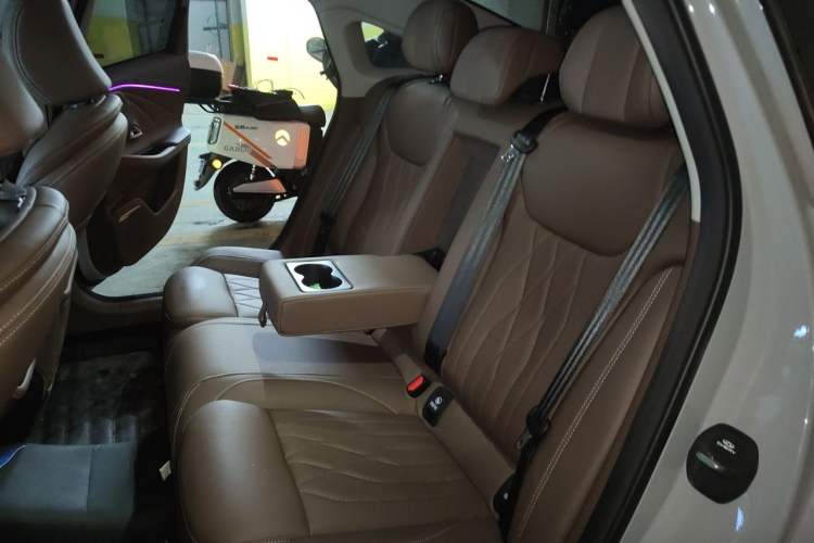 Used Chery Arrizo 8 2025 2.0T DCT Sport Left Rear Seat