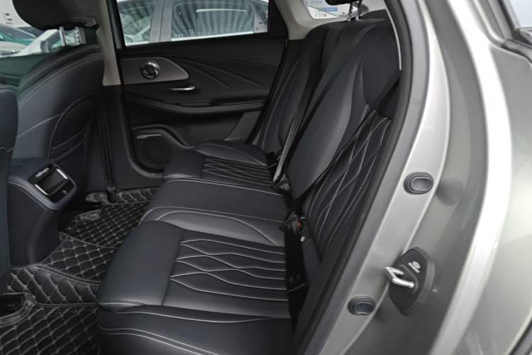 Used Chery Arrizo 8 2025 1.6T DCT Excellence Edition Left Rear Seat
