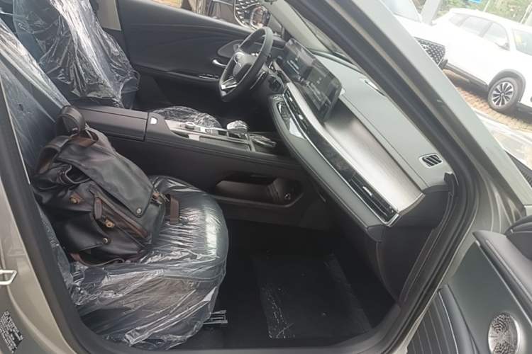 Used Chery Arrizo 8 2025 2.0T DCT Sport Right Front Seat