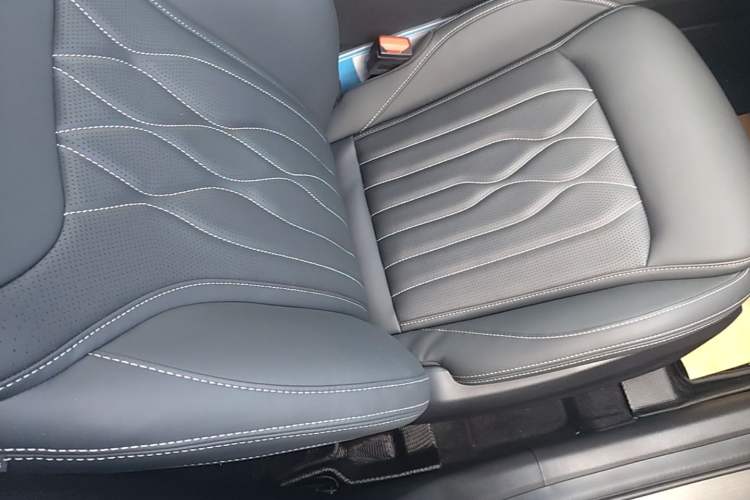 Used Chery Arrizo 8 2025 2.0T DCT Sport Right Front Seat
