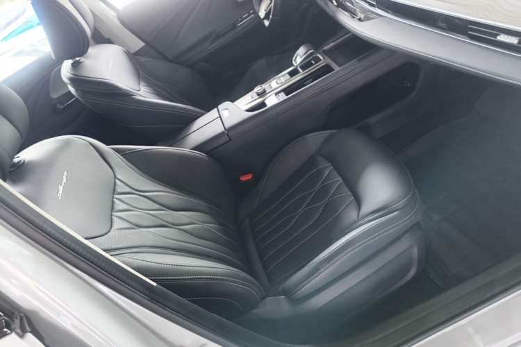 Used Chery Arrizo 8 2025 2.0T DCT Sport Right Front Seat