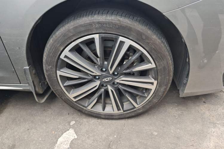 Used Chery Arrizo 8 2025 1.6T DCT Smart Right Front Wheel Hub