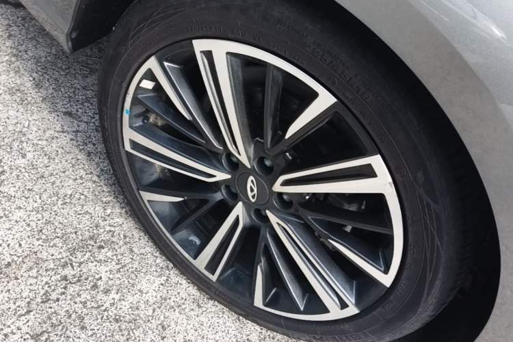 Used Chery Arrizo 8 2025 1.6T DCT Smart Right Rear Wheel Hub