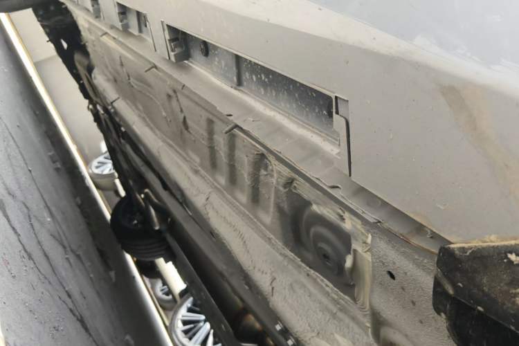 Used Chery Arrizo 8 2025 1.6T DCT Rui Right Side Sill