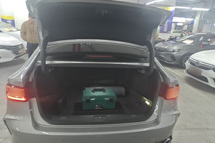 Used Chery Arrizo 8 2025 1.6T DCT Excellence Edition Trunk