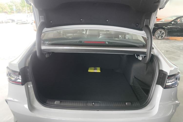 Used Chery Arrizo 8 2025 2.0T DCT Sport Trunk