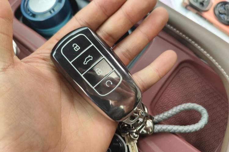 Used Chery Arrizo 8 2025 2.0T DCT Sport Vehicle Key