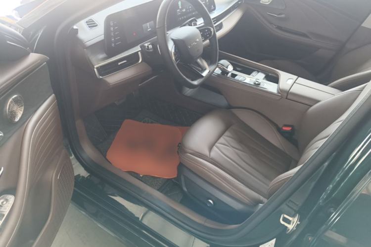 Used Chery Arrizo 8 2025 2.0T Automatic Yu+ Driver Seat
