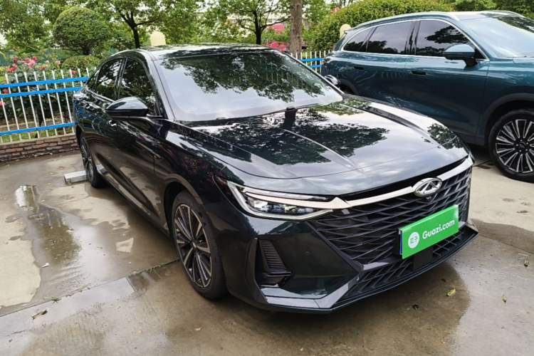 Used Chery Arrizo 8 2025 2.0T Automatic Yu+ Front Right 45 Deg