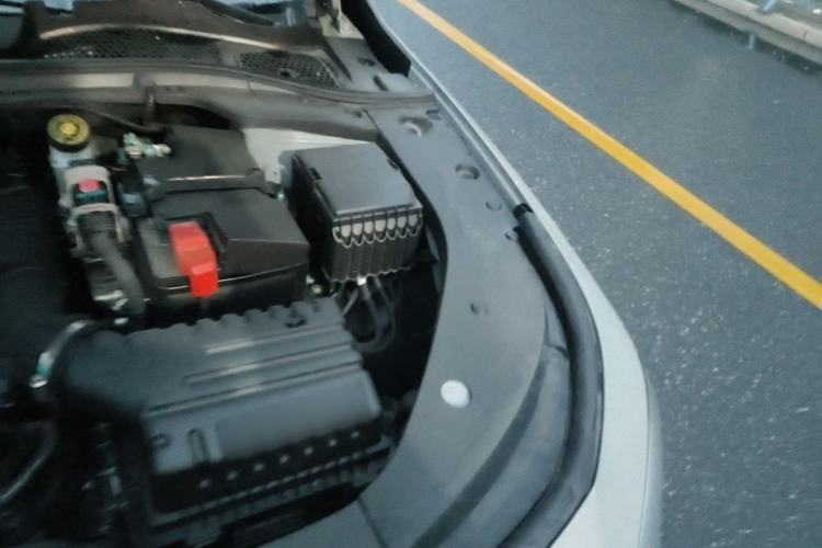 Used Chery Arrizo 8 2025 1.6T DCT Rui Engine Bay Left