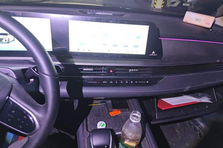 Used Chery Arrizo 8 2025 1.6T DCT Rui Audio And AC Panel