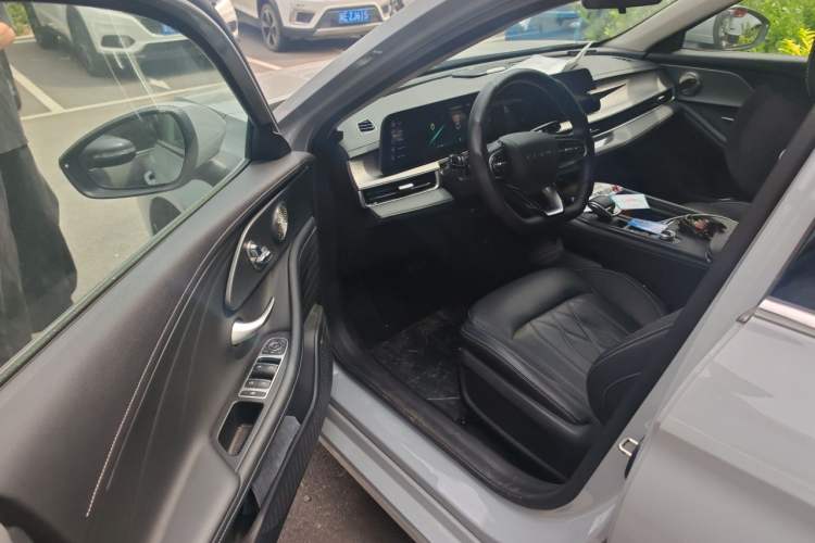 Used Chery Arrizo 8 2025 1.6T DCT Excellence Edition Driver Seat