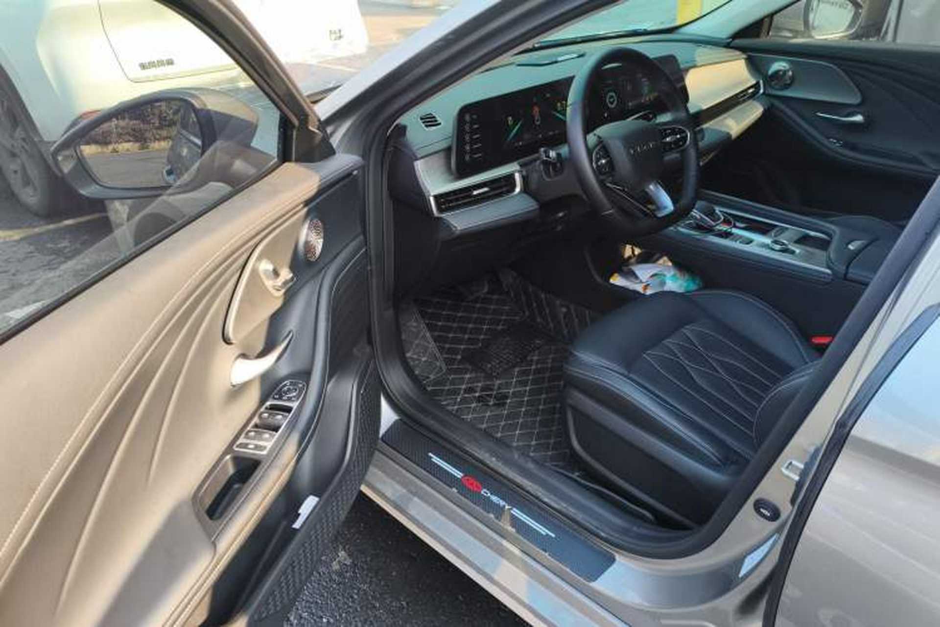 Used Chery Arrizo 8 2025 1.6T DCT Excellence Edition Driver Seat