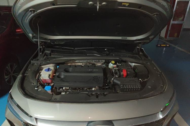 Used Chery Arrizo 8 2025 1.6T DCT Rui Engine Bay