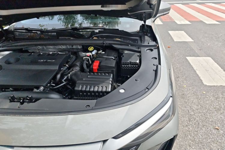 Used Chery Arrizo 8 2025 1.6T DCT Rui Engine Bay Left