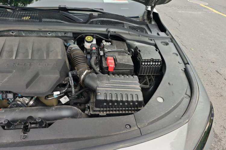 Used Chery Arrizo 8 2025 2.0T DCT Sport Engine Bay Left