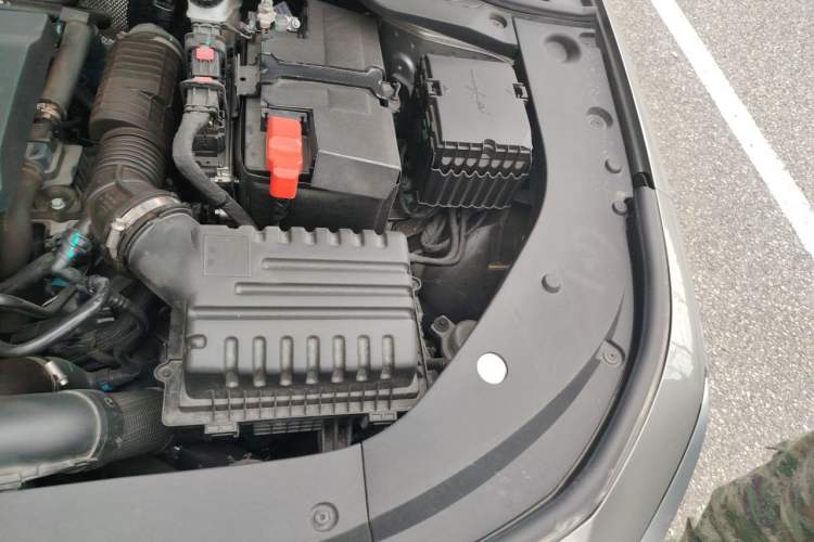 Used Chery Arrizo 8 2025 1.6T DCT Rui Engine Bay Left