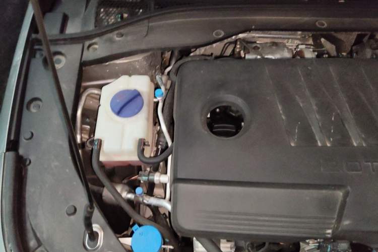 Used Chery Arrizo 8 2025 2.0T DCT Sport Engine Bay Right