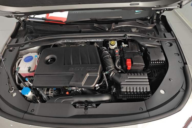 Used Chery Arrizo 8 2025 2.0T DCT Sport Engine Bay