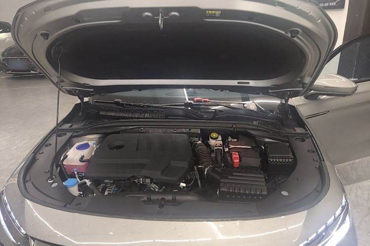 Used Chery Arrizo 8 2025 2.0T DCT Sport Engine Bay