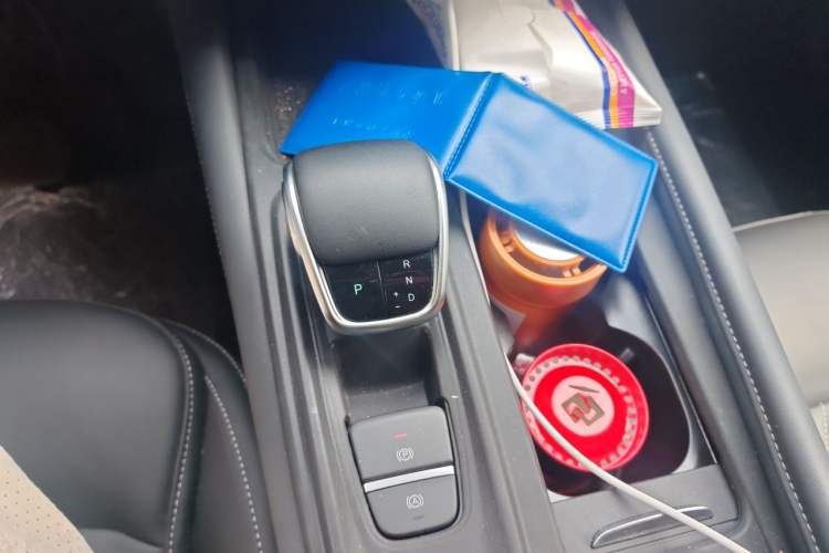 Used Chery Arrizo 8 2025 1.6T DCT Excellence Edition Gear Lever