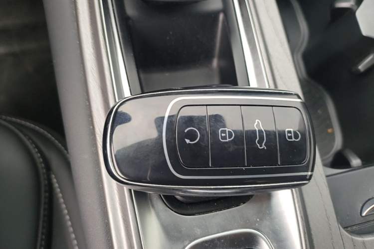 Used Chery Arrizo 8 2025 1.6T DCT Rui Interior 1