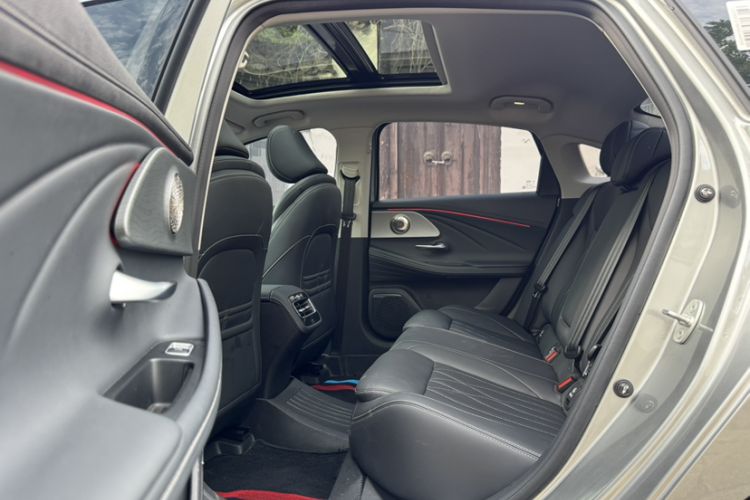 Used Chery Arrizo 8 2025 1.6T DCT Rui Interior 4
