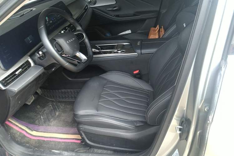 Used Chery Arrizo 8 2025 1.6T DCT Smart Left Front Seat