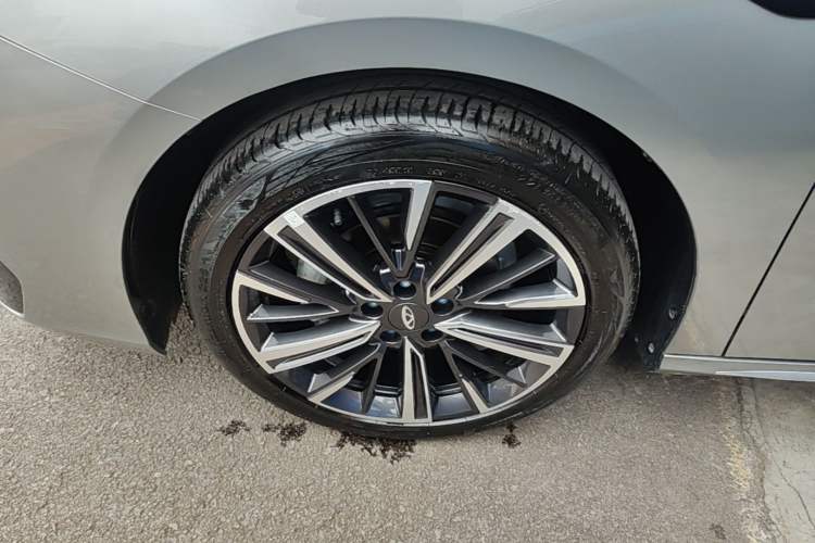 Used Chery Arrizo 8 2025 1.6T DCT Rui Left Front Wheel Hub
