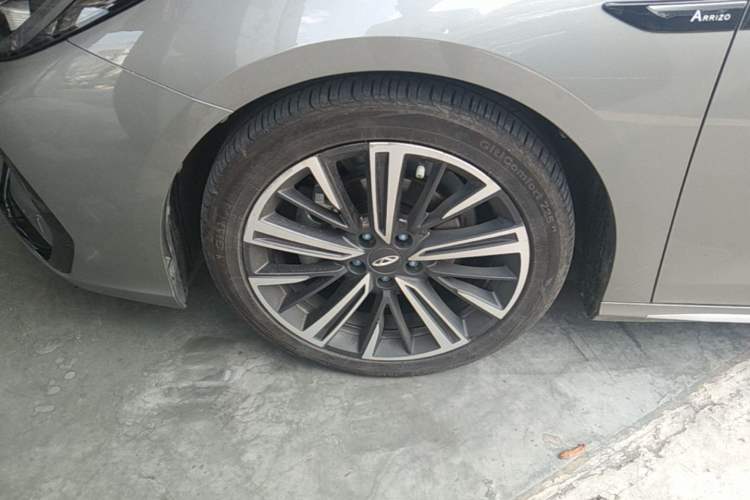 Used Chery Arrizo 8 2025 1.6T DCT Smart Left Front Wheel Hub