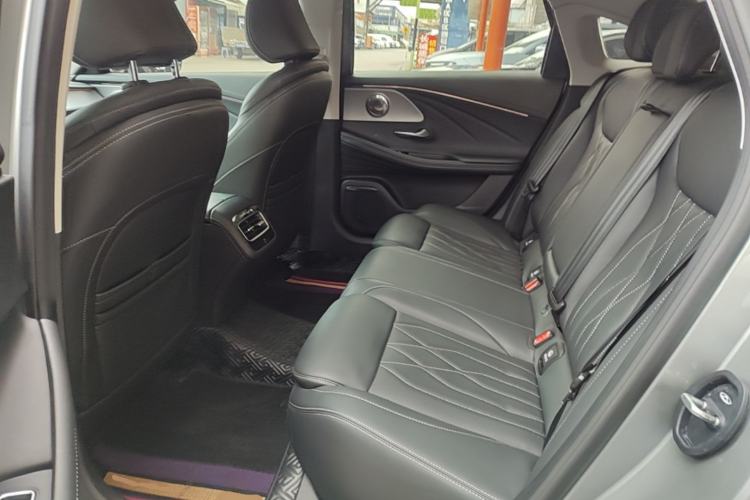 Used Chery Arrizo 8 2025 1.6T DCT Rui Left Rear Seat