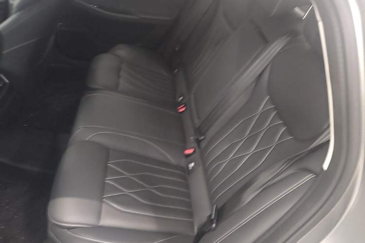 Used Chery Arrizo 8 2025 2.0T DCT Sport Left Rear Seat