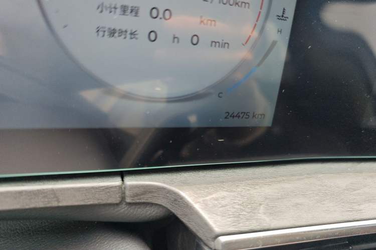 Used Chery Arrizo 8 2025 2.0T DCT Sport Odometer Close Up
