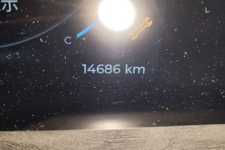 Used Chery Arrizo 8 2025 2.0T DCT Sport Odometer Close Up