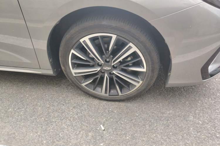 Used Chery Arrizo 8 2025 1.6T DCT Rui Right Front Wheel Hub