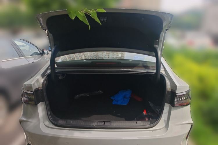 Used Chery Arrizo 8 2025 1.6T DCT Excellence Edition Trunk