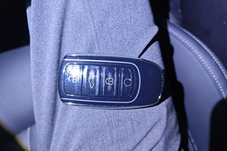 Used Chery Arrizo 8 2025 1.6T DCT Rui Vehicle Key