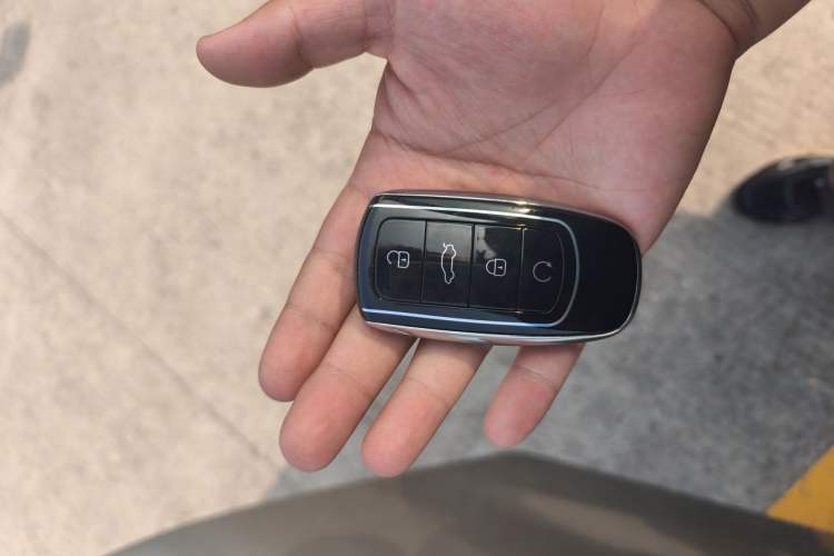 Used Chery Arrizo 8 2025 1.6T DCT Smart Vehicle Key
