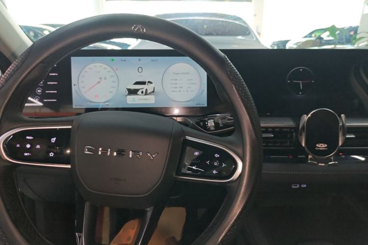 Used Chery Arrizo 8 2025 1.6T DCT Smart Center Console