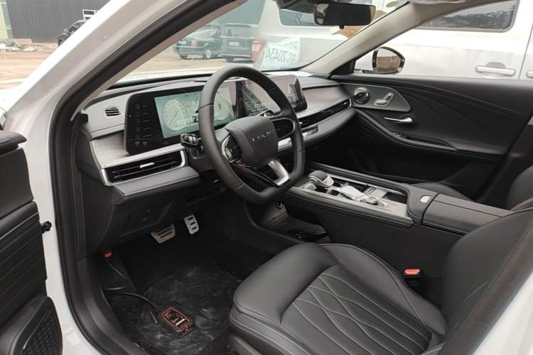 Used Chery Arrizo 8 2025 2.0T DCT Sport Driver Seat