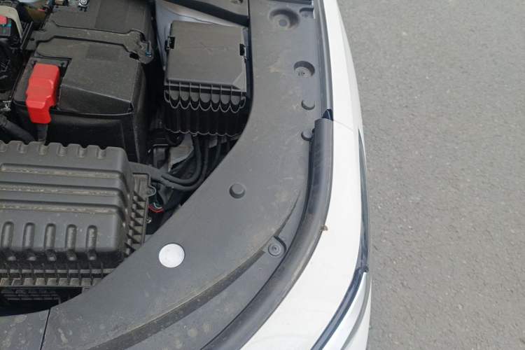 Used Chery Arrizo 8 2025 1.6T DCT Smart Engine Bay Left